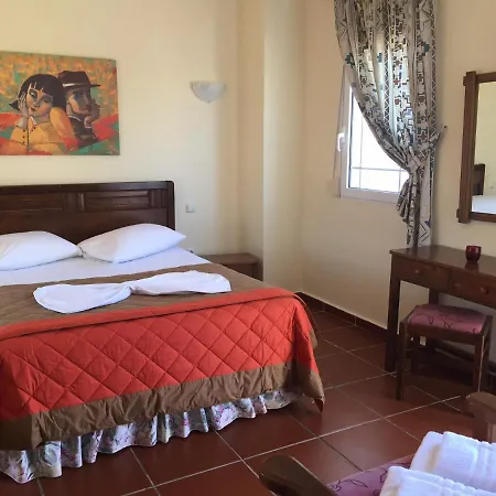 Toulipa Rooms Agia Ermioni Dış mekan fotoğraf