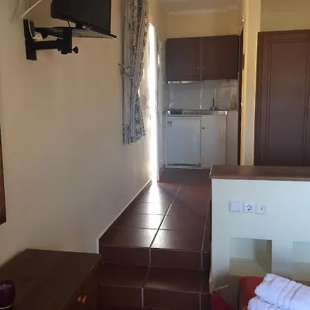 Toulipa Rooms Agia Ermioni Dış mekan fotoğraf